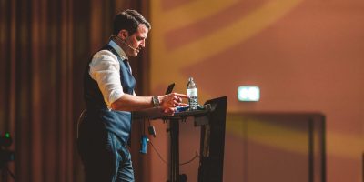 KI-Experte Roger Basler de Roca DACH Raum